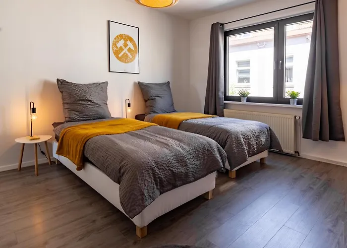 Im Zentrum Von شقة