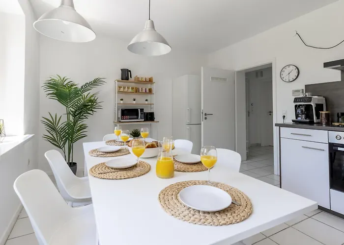 Im Zentrum Von بوخوم